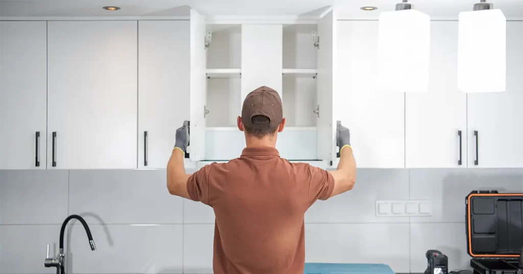 Cabinet Refacing vs Replacement: What’s the Better Choice?